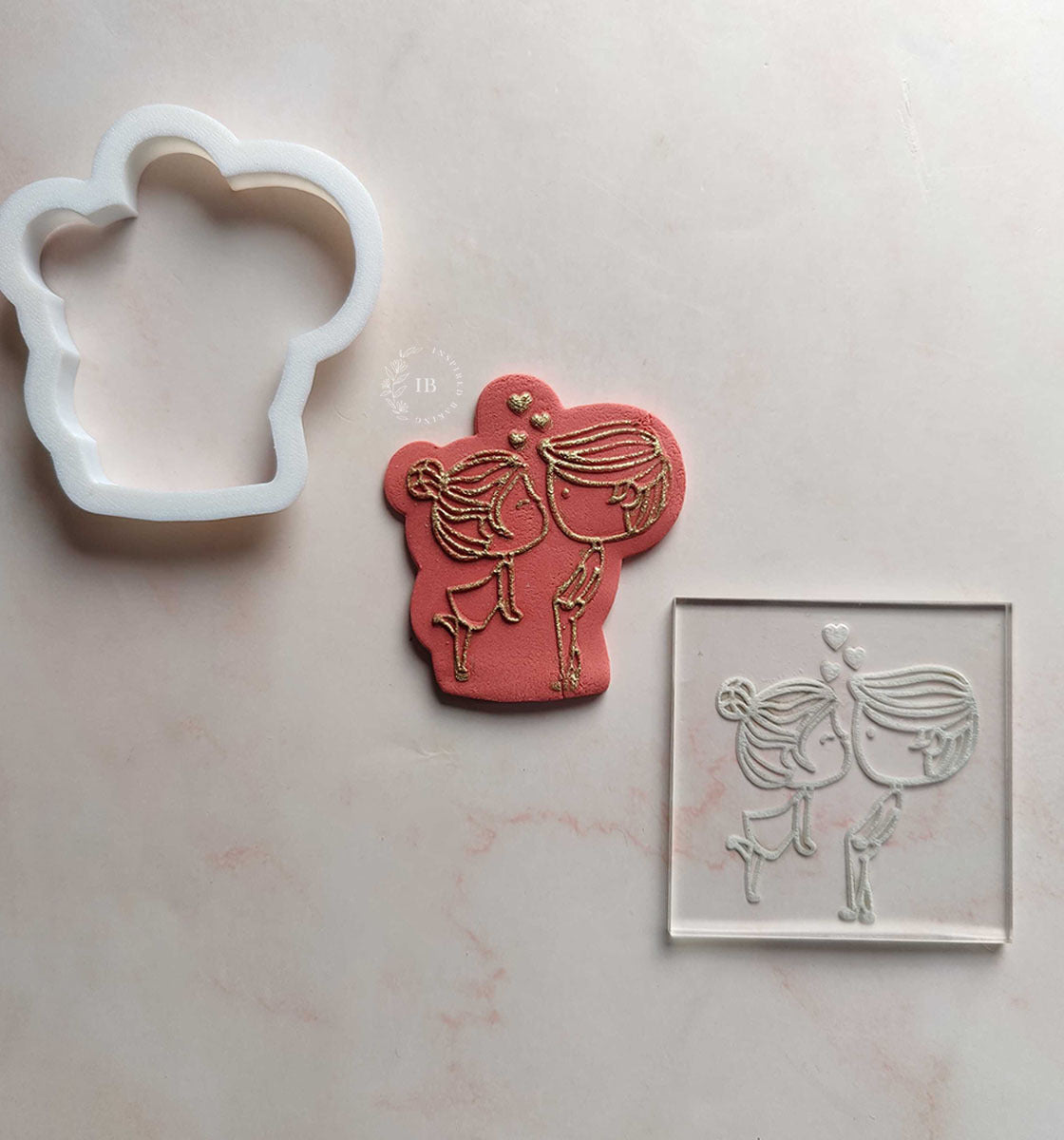 Romantic Couple Emobsser and Cutter Set