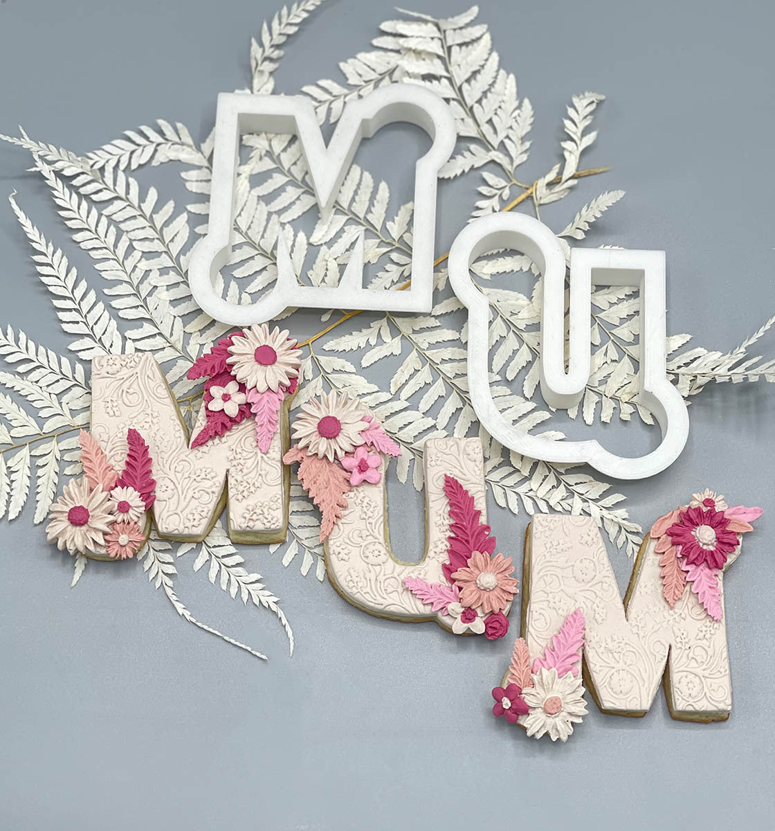 Floral (MUM) - Cookie Cutter