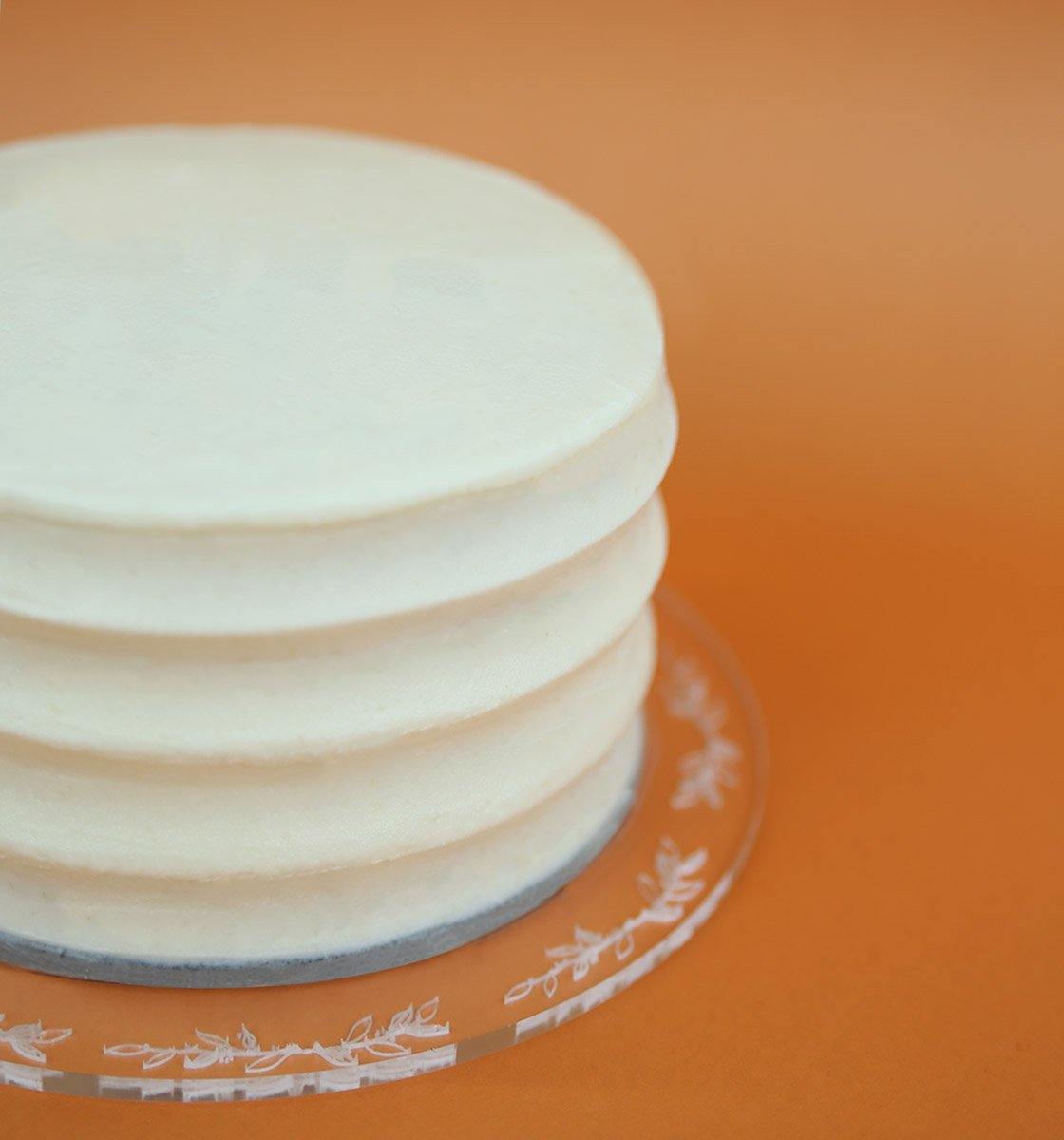 The Curvy One - Cake Comb - Inspired Baking