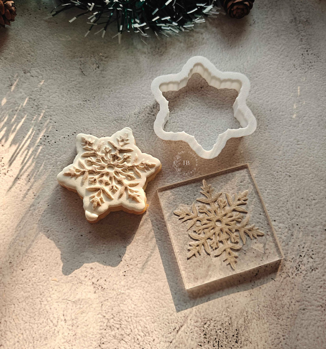 Snowflake Cookie Cutter + Embosser Set | Christmas & Winter Baking Tool